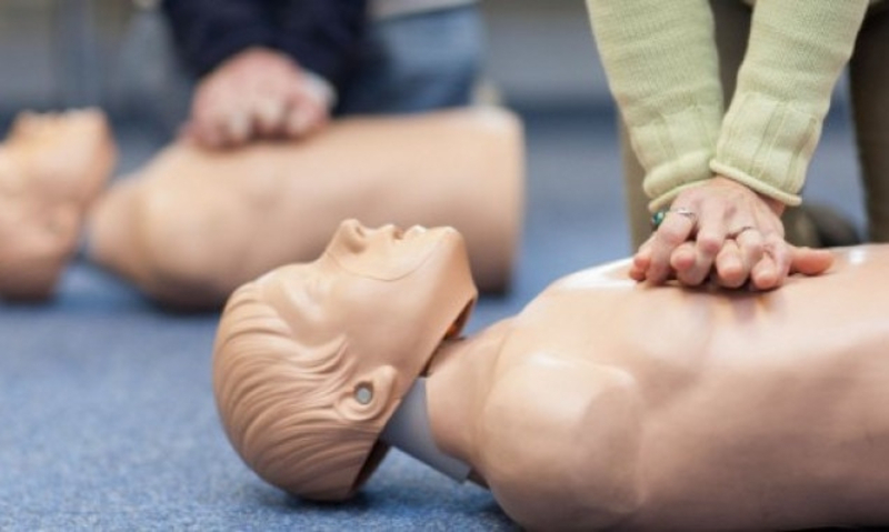 Обучение навыкам оказания первой помощи предлагают начинать с детсада.
